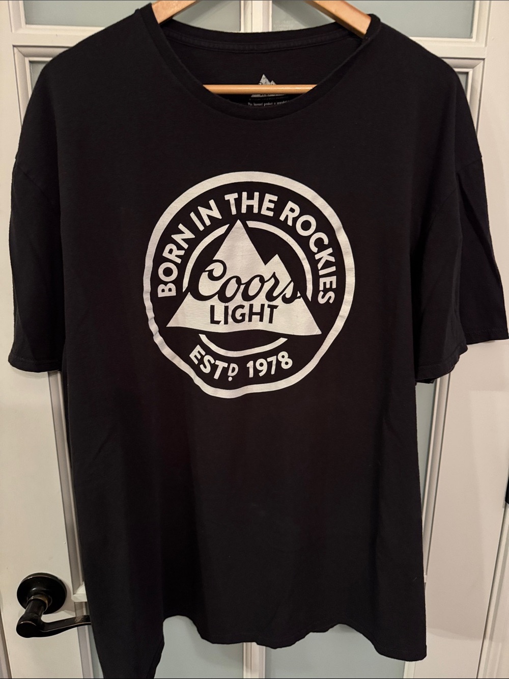 Coors Light Men's Black Graphic Short Sleeve Tee